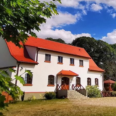 Gospodarstwo Nad Jeziorem Zalom  Exterior foto