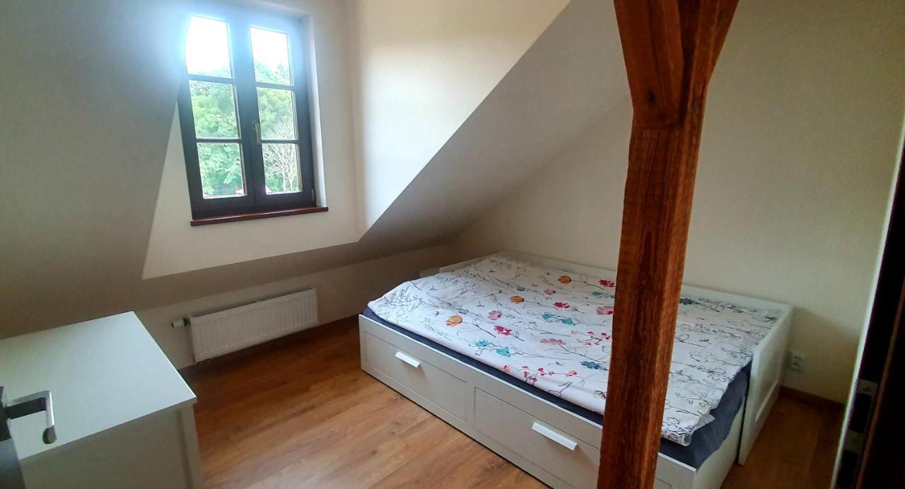 Gospodarstwo Nad Jeziorem Zalom  Exterior foto
